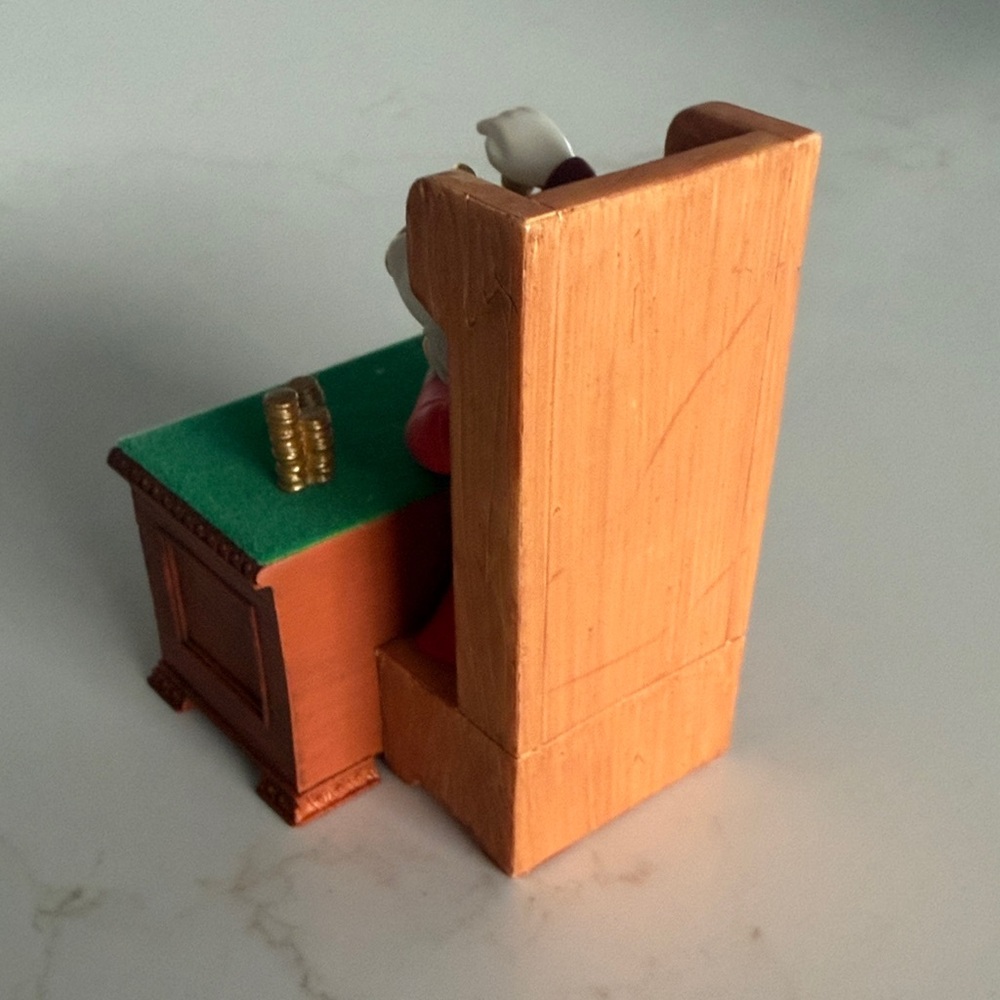 Hallmark Keepsake Scrooge McDuck Ornament - Picture 7 of 9